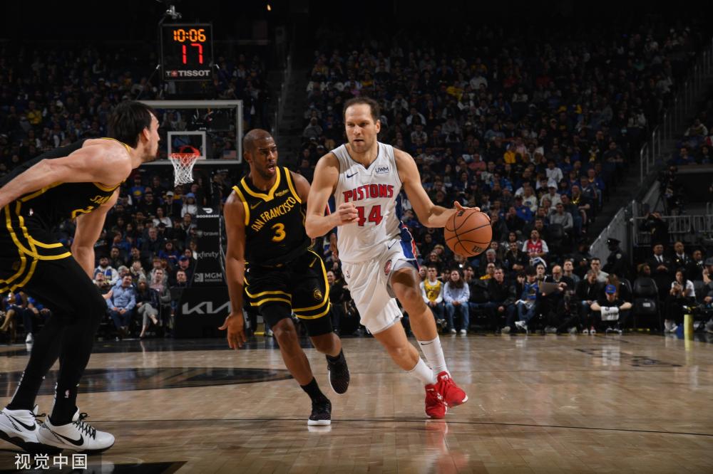 供了更多战 供了更多战