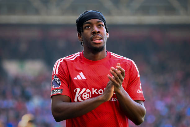 位球员是否 位球员是否